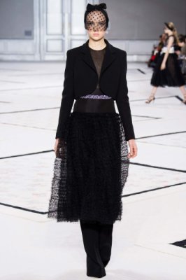 Giambattista Valli2015春夏巴黎高級(jí)時(shí)裝秀